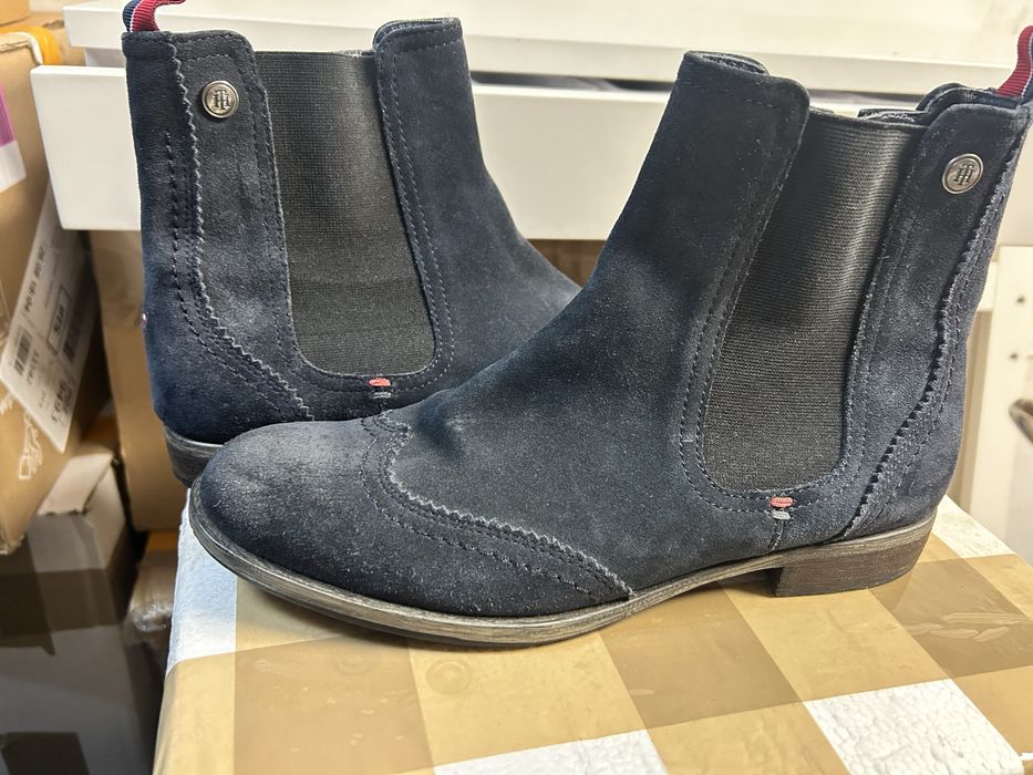 Botki sztyblety tommy hilfiger stan bardzo dobry zdjecie nie oddaje te