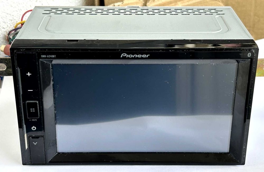 Radio Samochodowe 2DIN PIONEER DMH-A240BT Bluetooth Stacja Multimedial