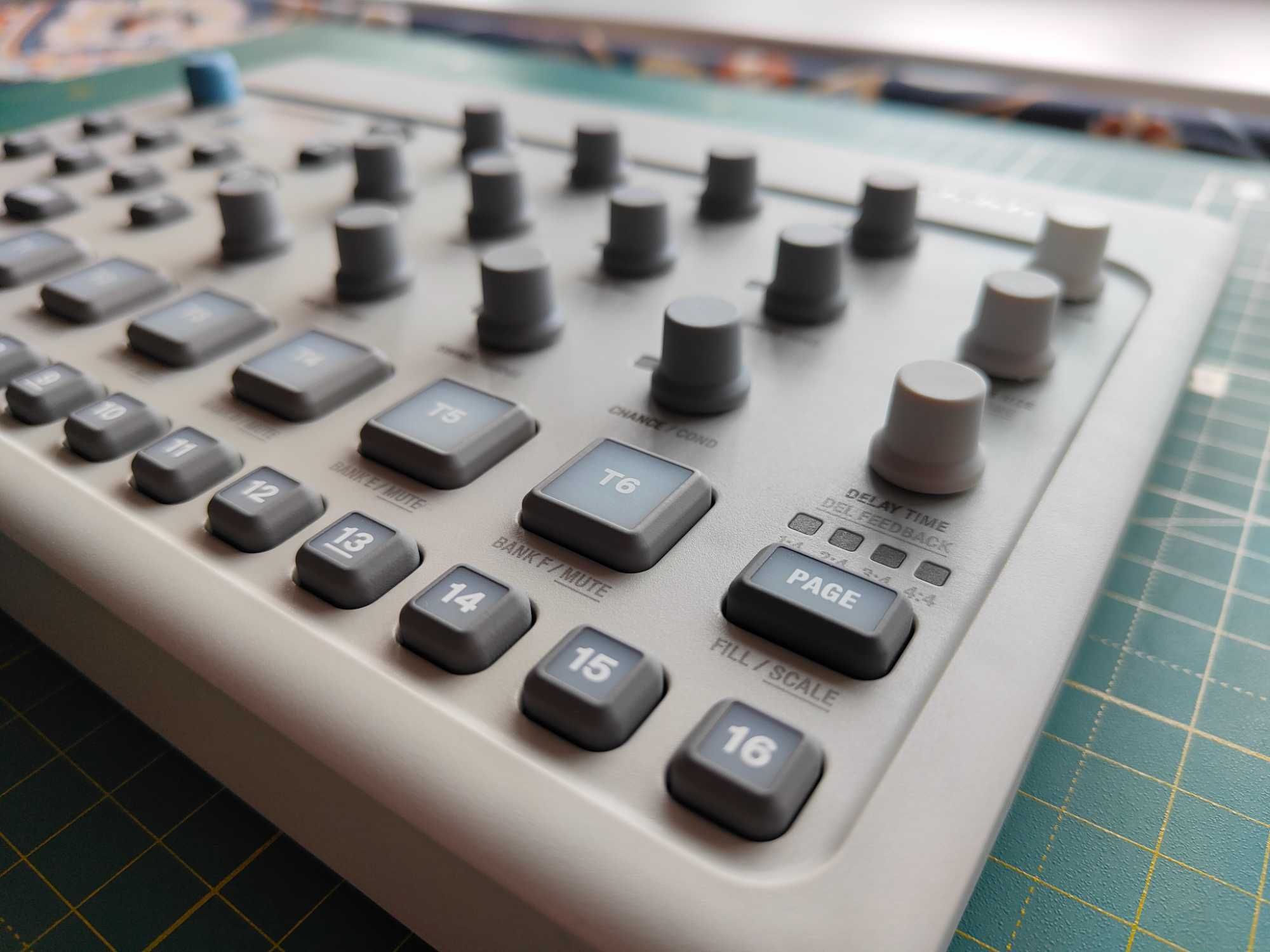 Elektron Model:Cycles + чохол | FM-синтезатор, драм-машина, грувбокс