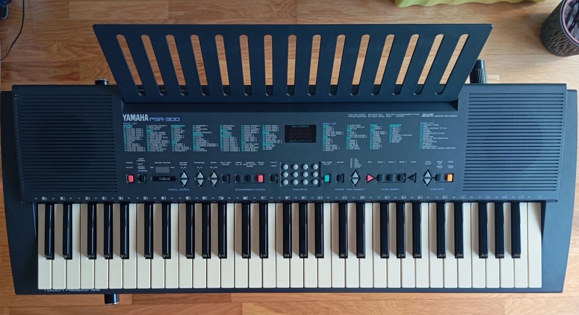 Piano eletrónico