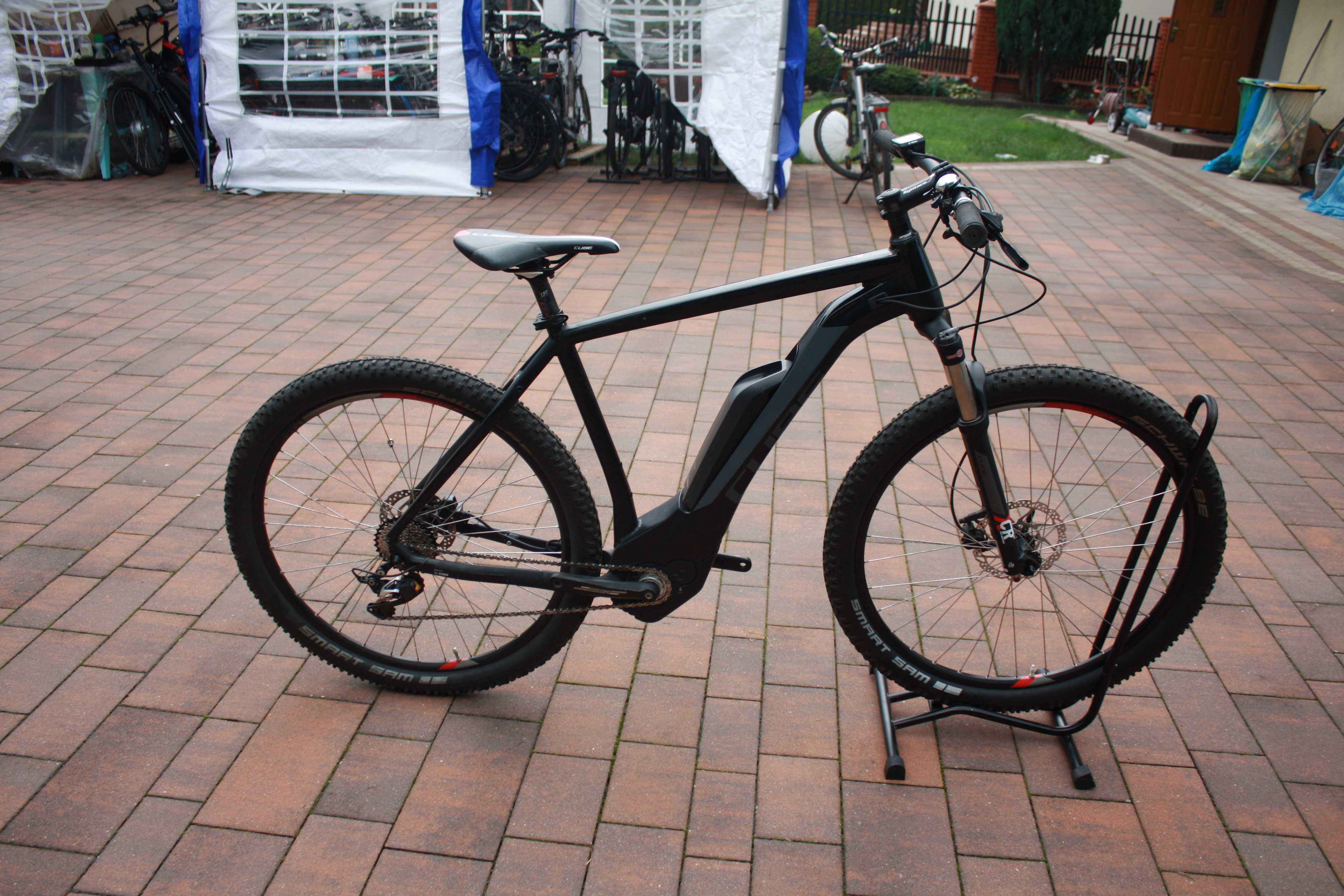 Rower elektryczny Cube na XTR