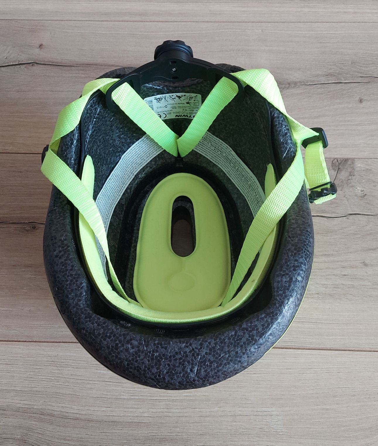 Kask rowerowy dla dziecka Btwin 500 Fluo