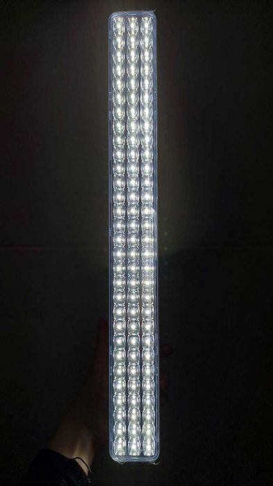 Ліхтар світлодіодний Pelsan 60 LED акумуляторний аварійного освітлення