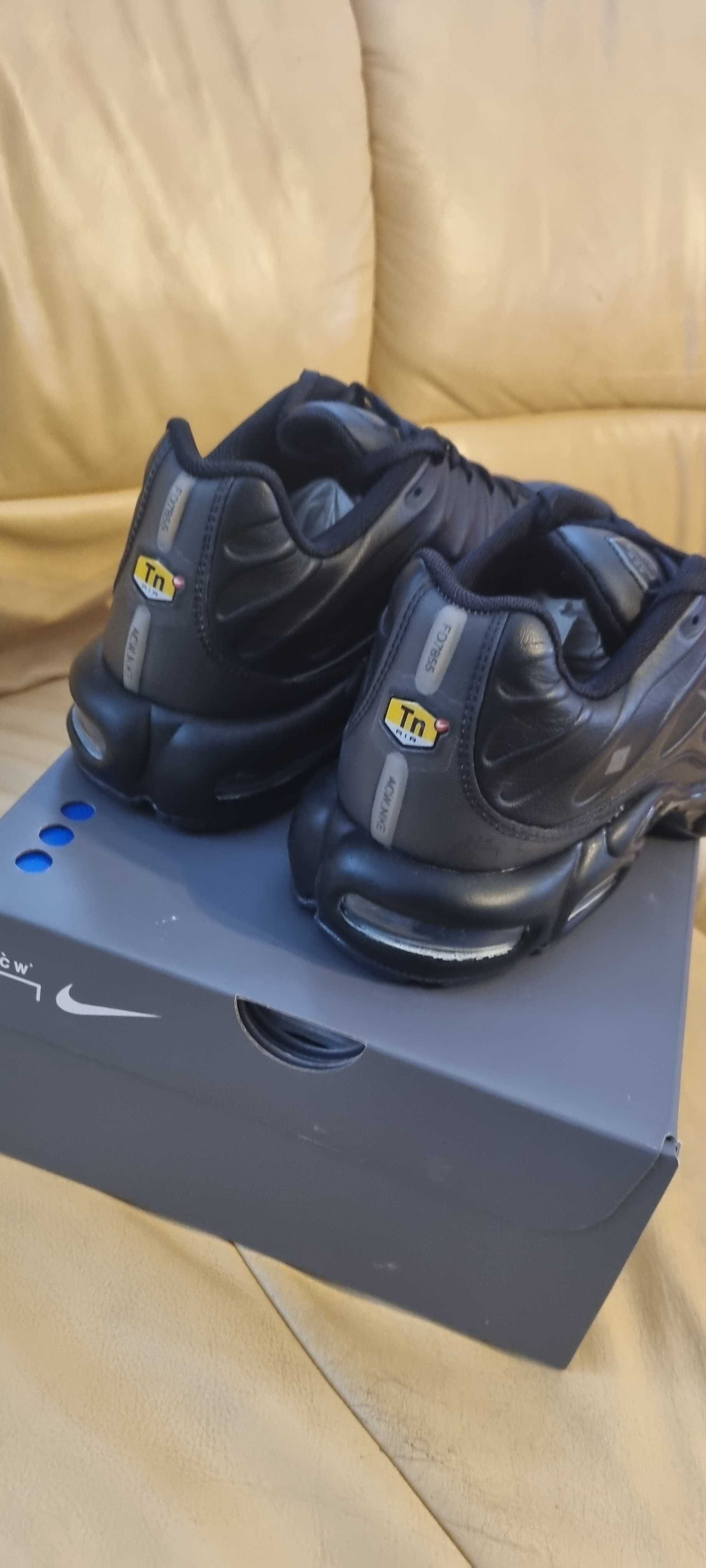 Nike Air Max Plus A-COLD-WALL czarne rozmiar 44.5