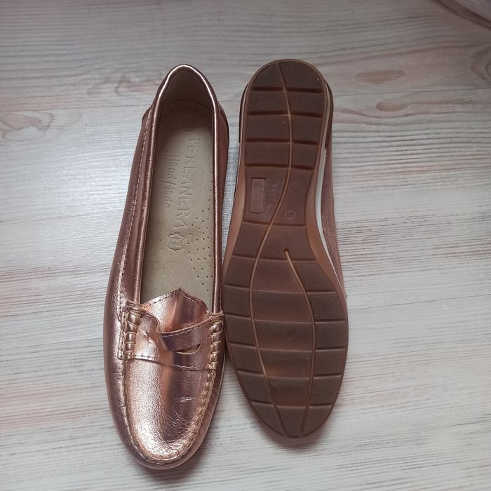 Шкіряні мокасини жіночі