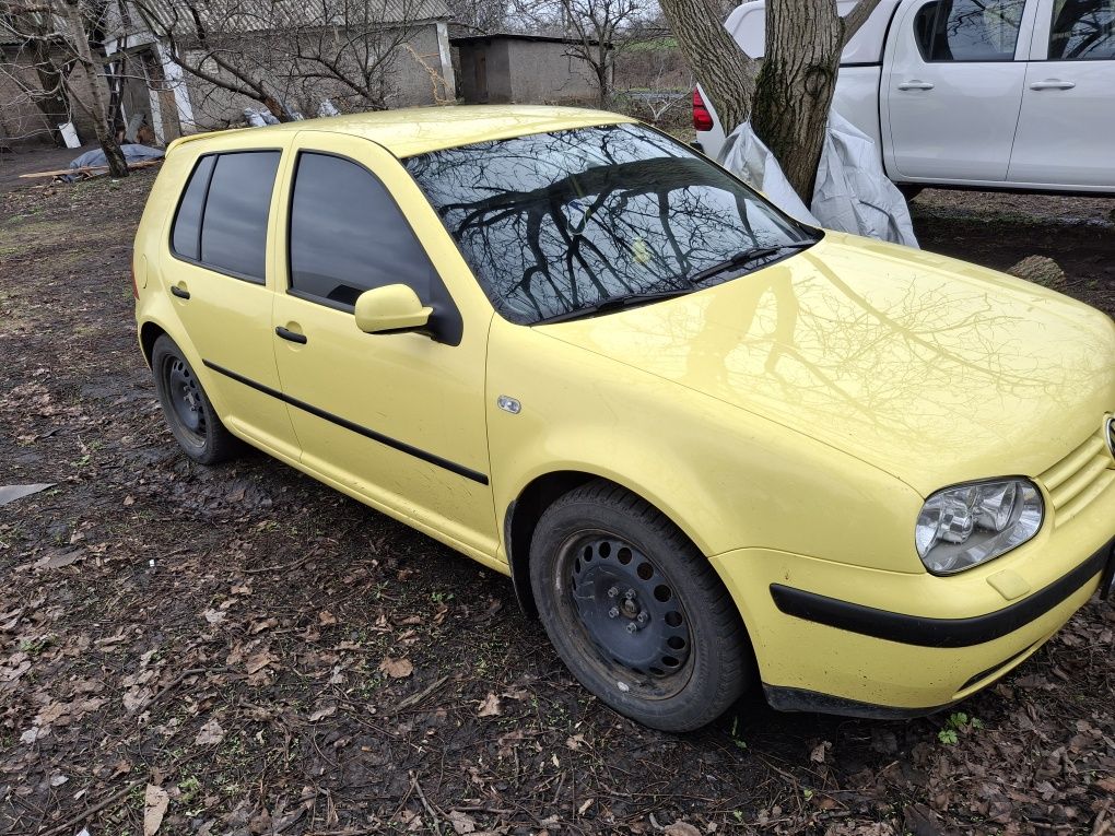 Volkswagen Golf 4