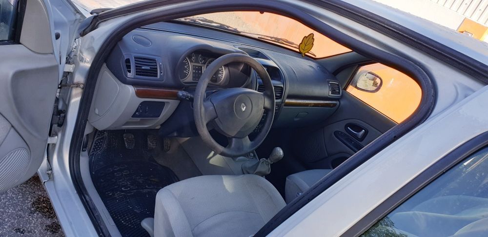 Renault clio 2001 EXCLUSIVO impecável valor negociável