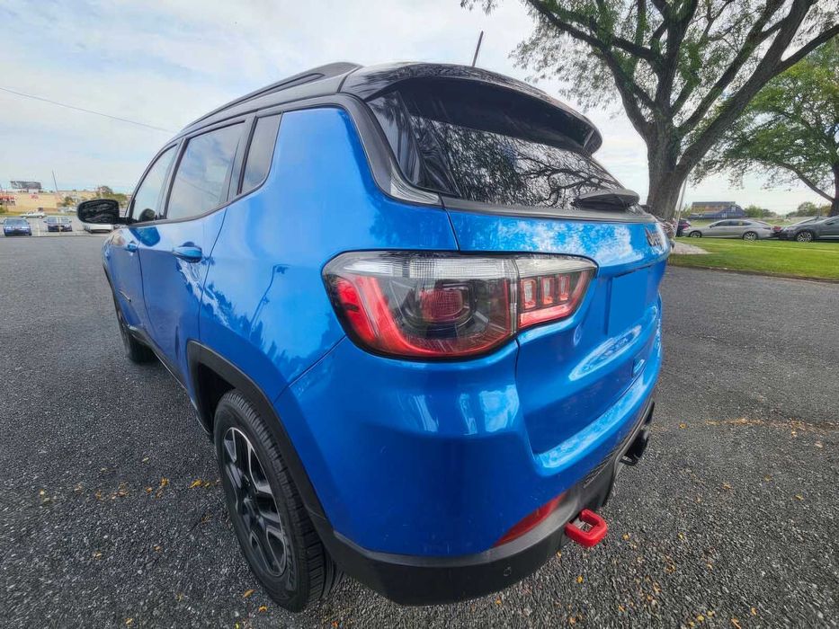 Jeep Compass Trailhawk      2021