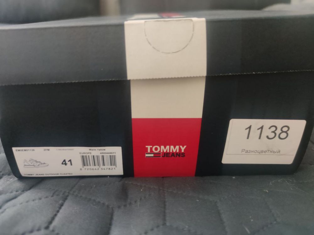 Кроссовки Tommy