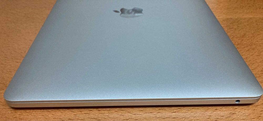 MacBook Pro Retina 13" 2017 / 256 GB SSD / i5 / 8 GB64284416067587122