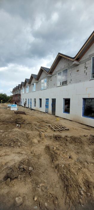 Продам таунхаус 141м2 з БОМБОСХОВИЩЕМ/ ГАЗ/центр. канал./ без комісії