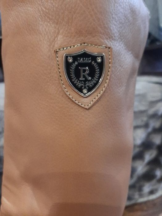 Сапожки натуральная кожа.