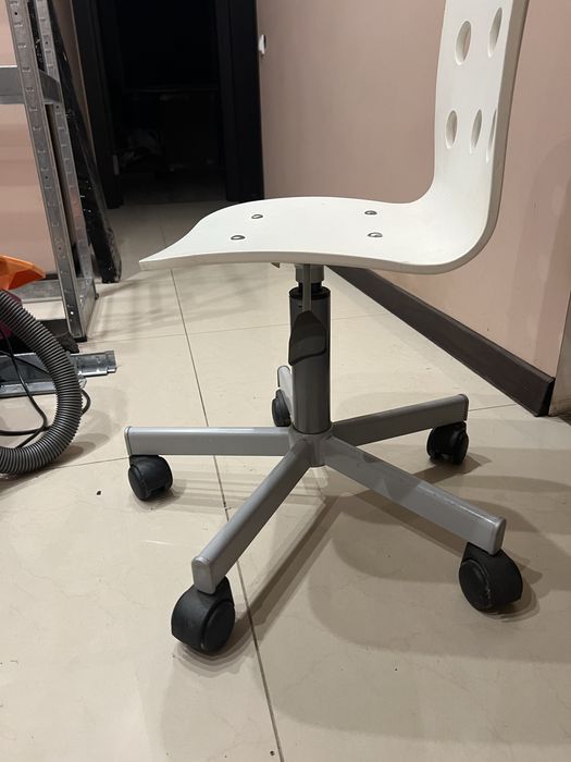 Стілець дитячий