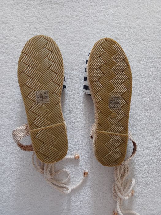 Espadryle wiązane Pieces 38 39 sznurowane espadryle sandały