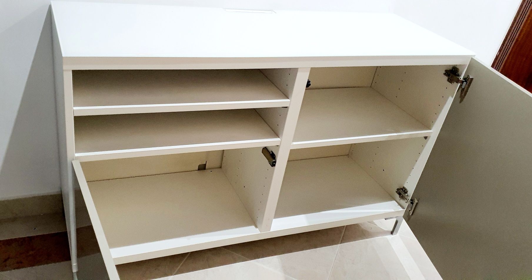 Móvel TV ikea besta 1.20m