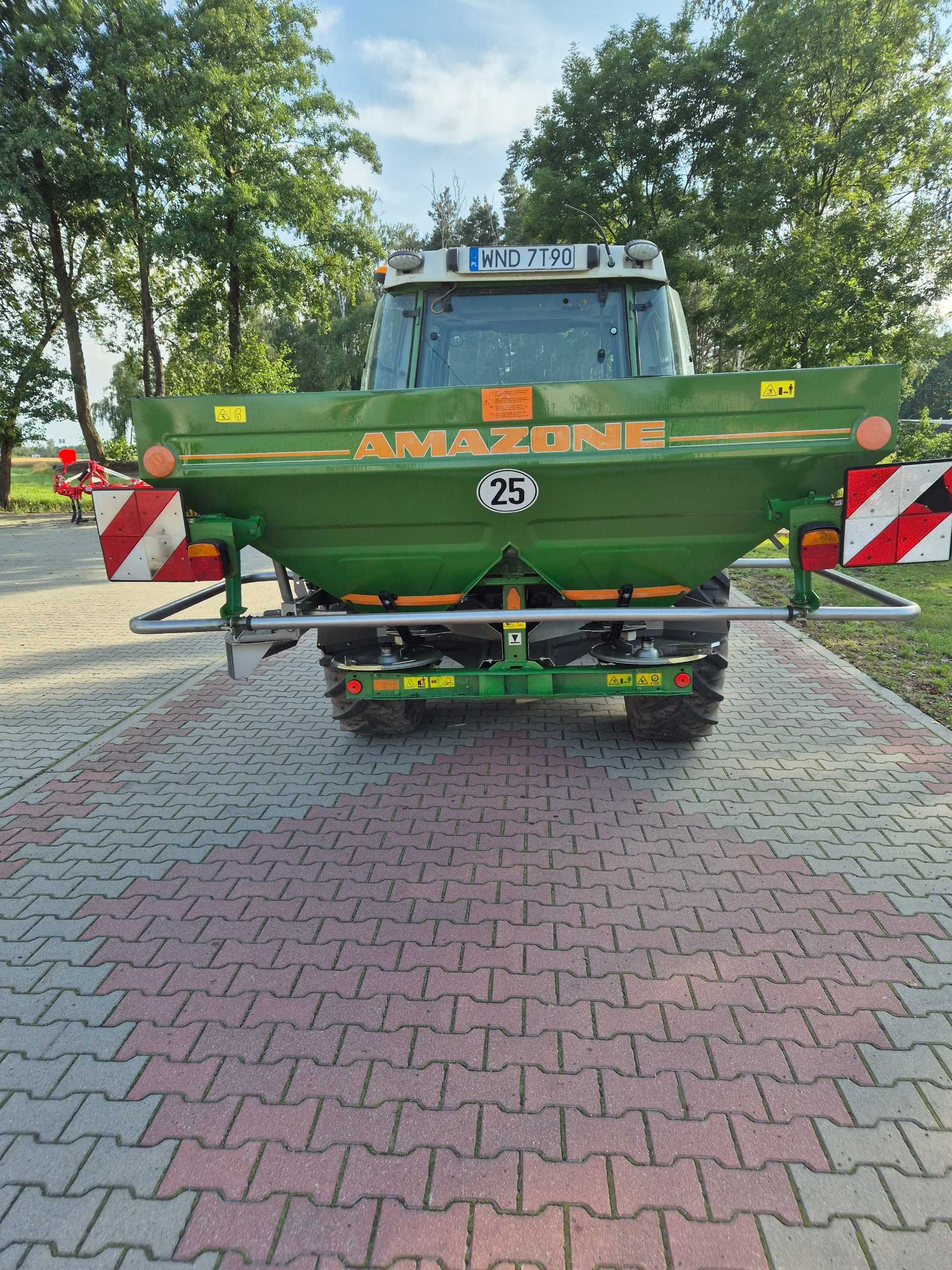 Rozsiewacz Amazone ZA-M 1500