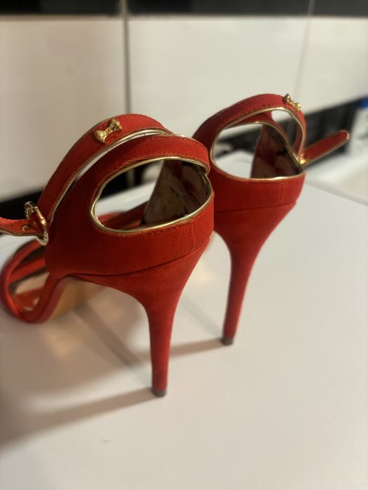 Szpilki Ted Baker
