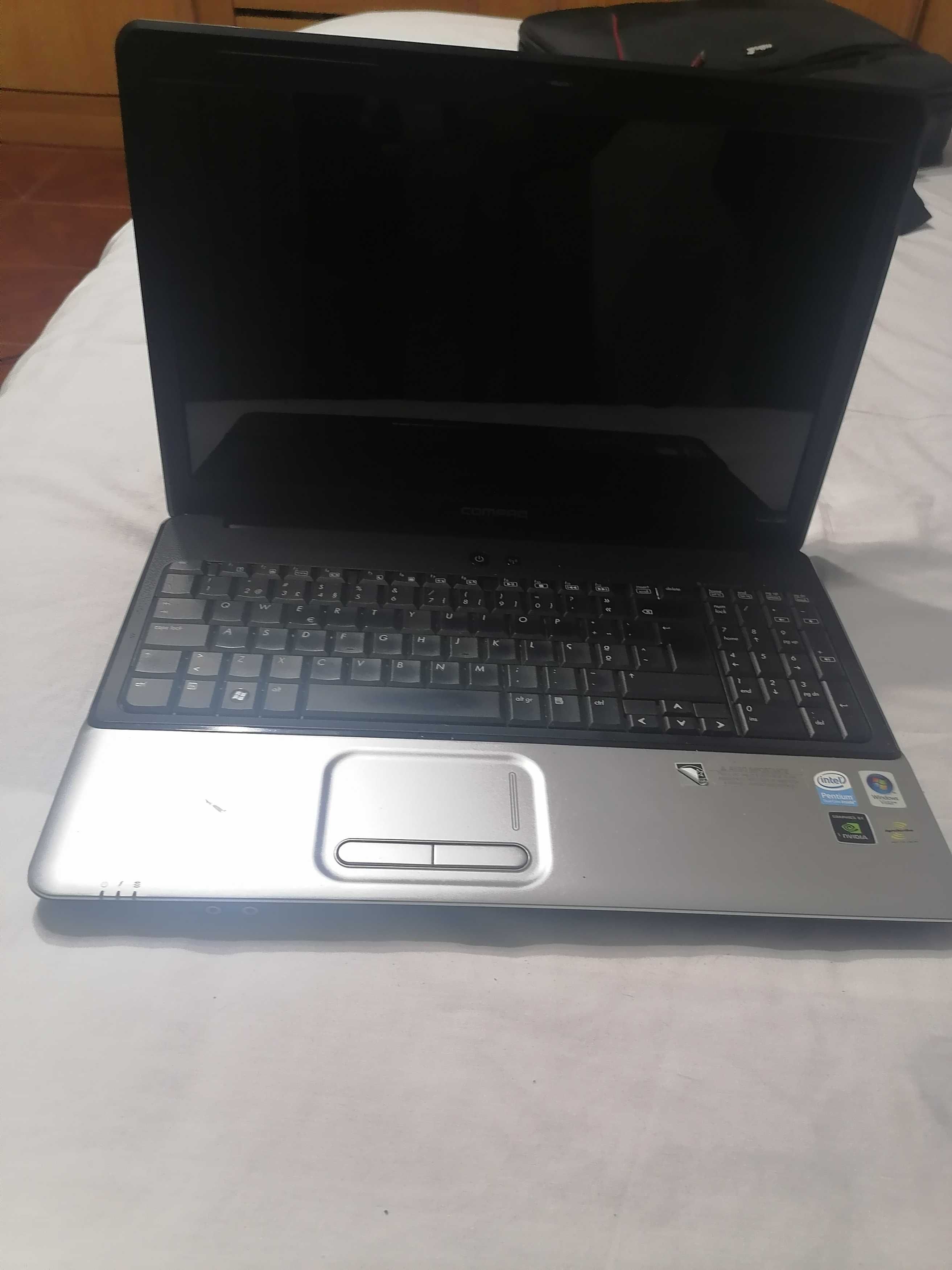 Vendo computador portátil