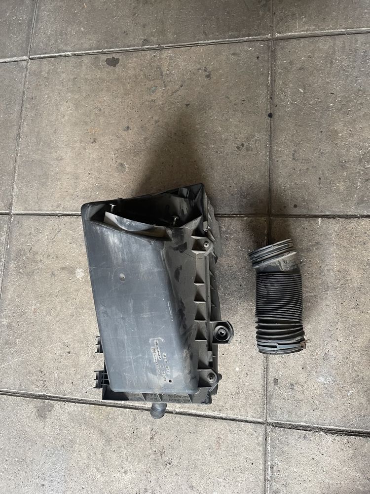 Caixa ar pd 130 audi a3 8l golf iv leon 1m