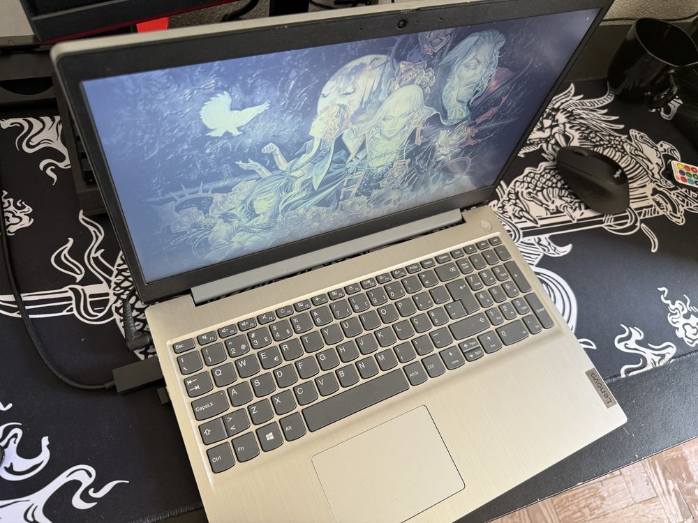 Lenovo idepad 3 Usado
