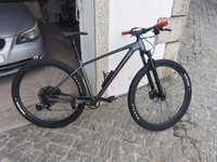 Bicicleta scott scale 970