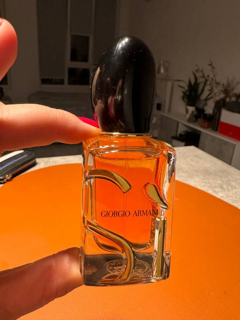 Si Eau de Parfum Intense Giorgio Armani
парфюмированая вода 30 мл