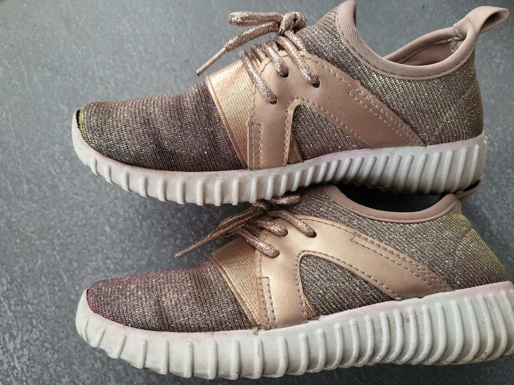32 baleriny baletki czarne pepperts tenisówki sneakersy sinsayb