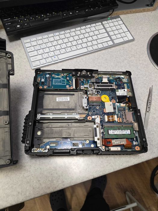 НЕ комплект! Захищений ноутбук Panasonic Toughbook CF-19 MK6 (i5-3220)