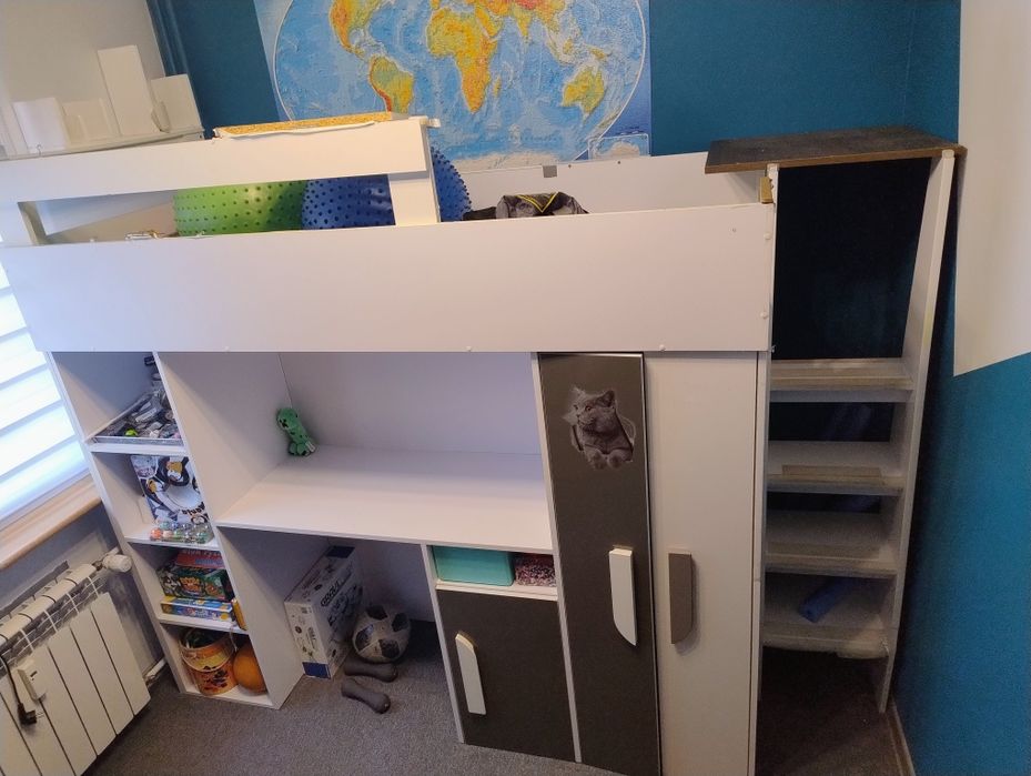 Łóżko dziecięce młodzieżowe piętrowe z biurkiem, szafą i schodami