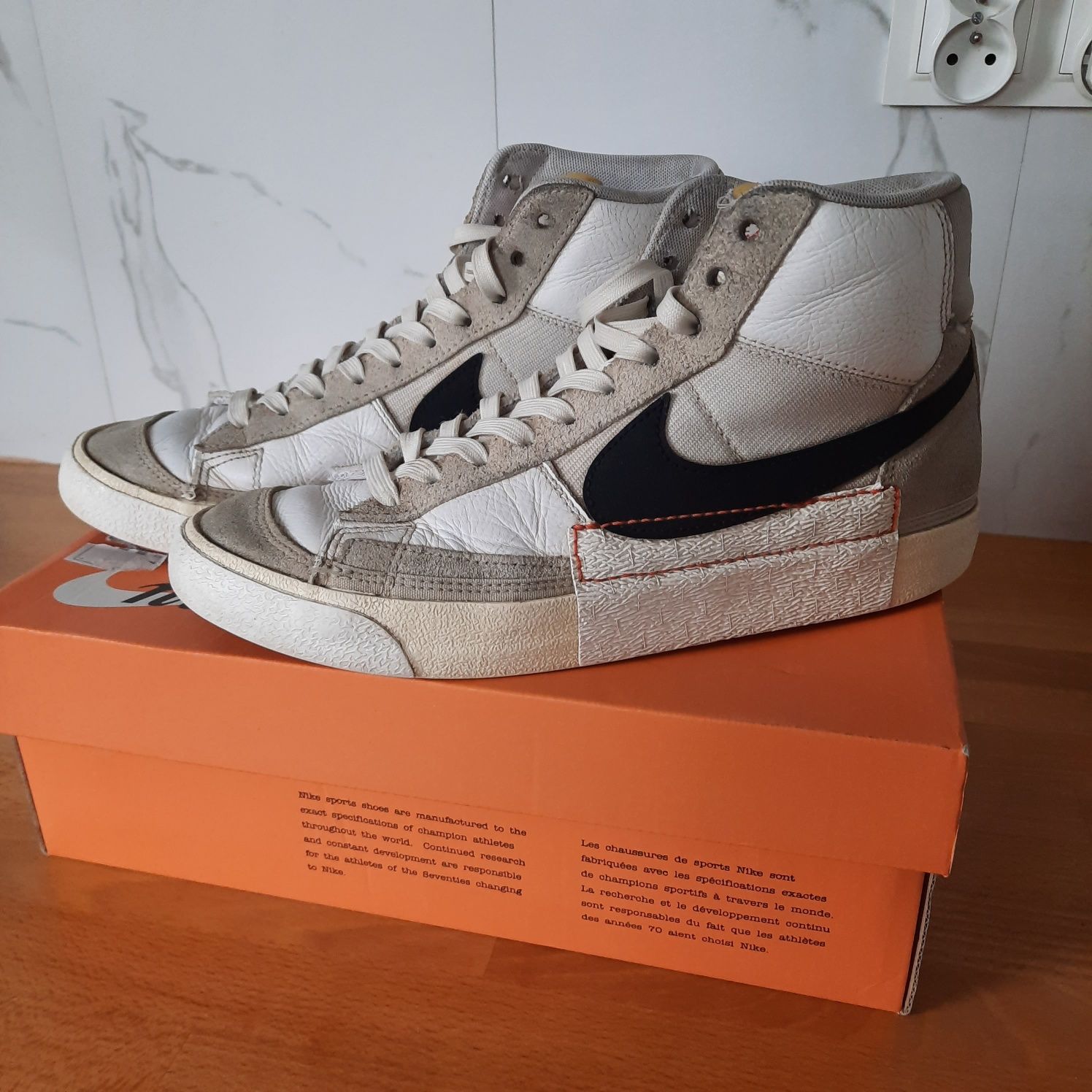 NIKE blazer "77 białe rozmiar 42.5