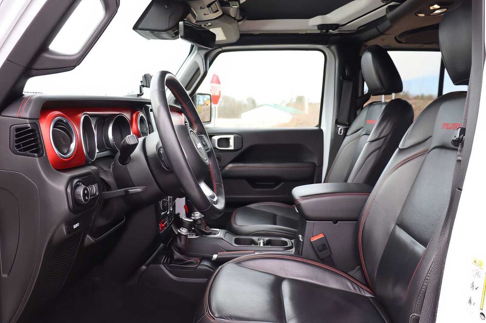 Jeep Gladiator      2020