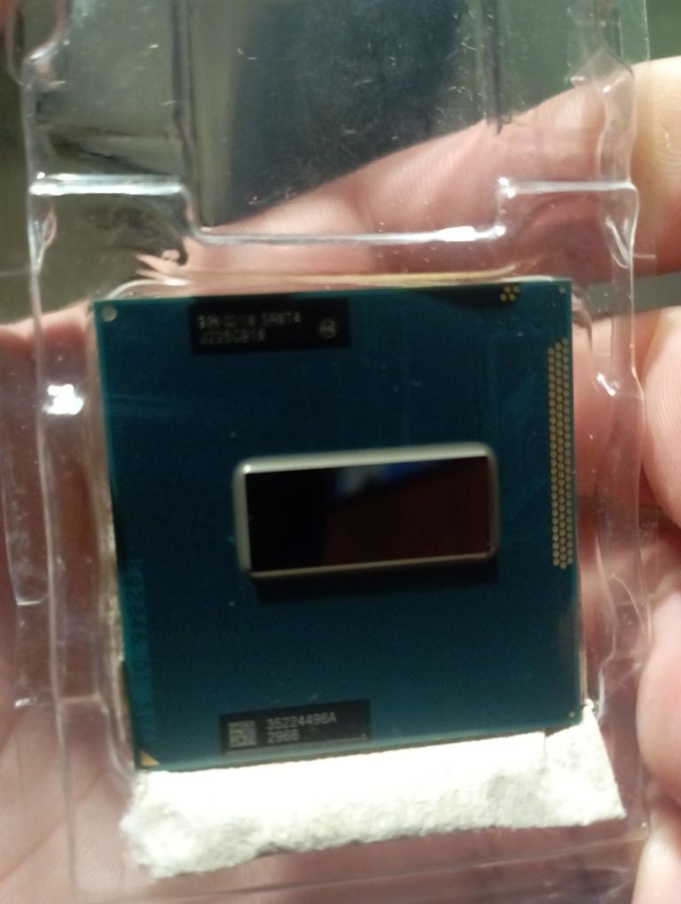 Процесор ноутбука Intel Core i3-3110M