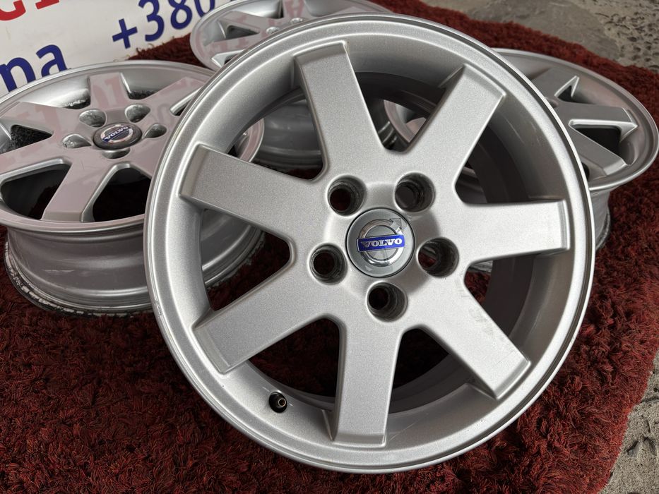 Original Volvo S40 S60 Ford Mondeo Focus Renault Kangoo R15 5x108