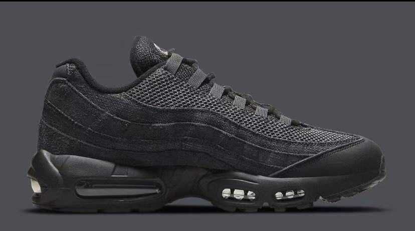 Nike Air Max 95 EssentialTriple Black R.38