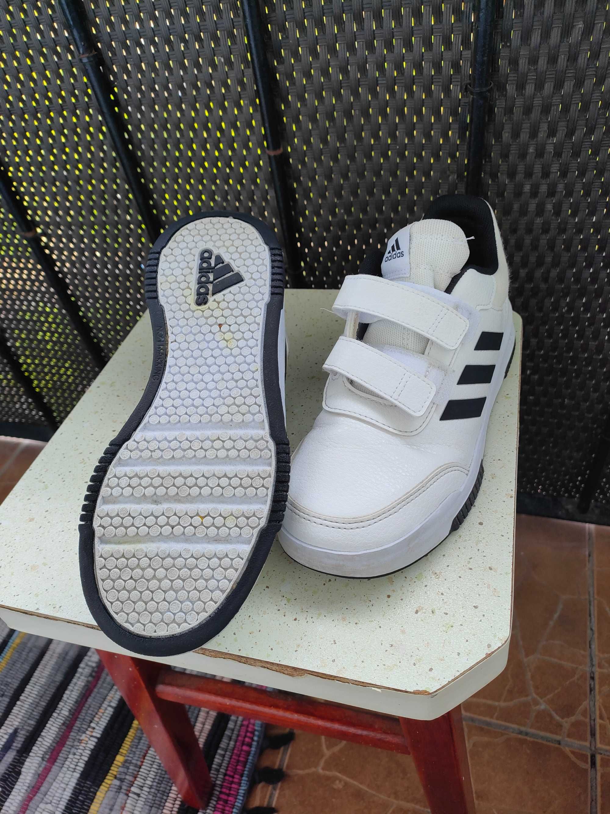 Buty Adidas chłopięce