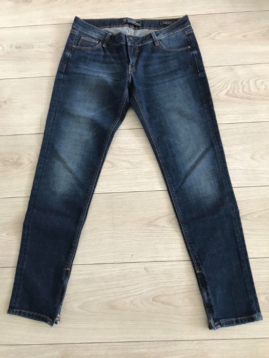 JEANSY GUESS - rozmiar 29