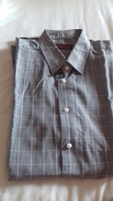 Camisa Zara Man cinzento L