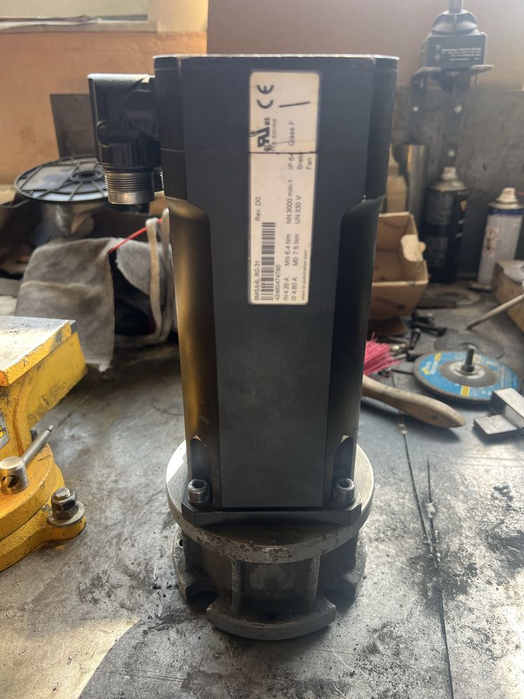 Продам Сервомотор, серводвигатель B&R 8msa4l.r0-31