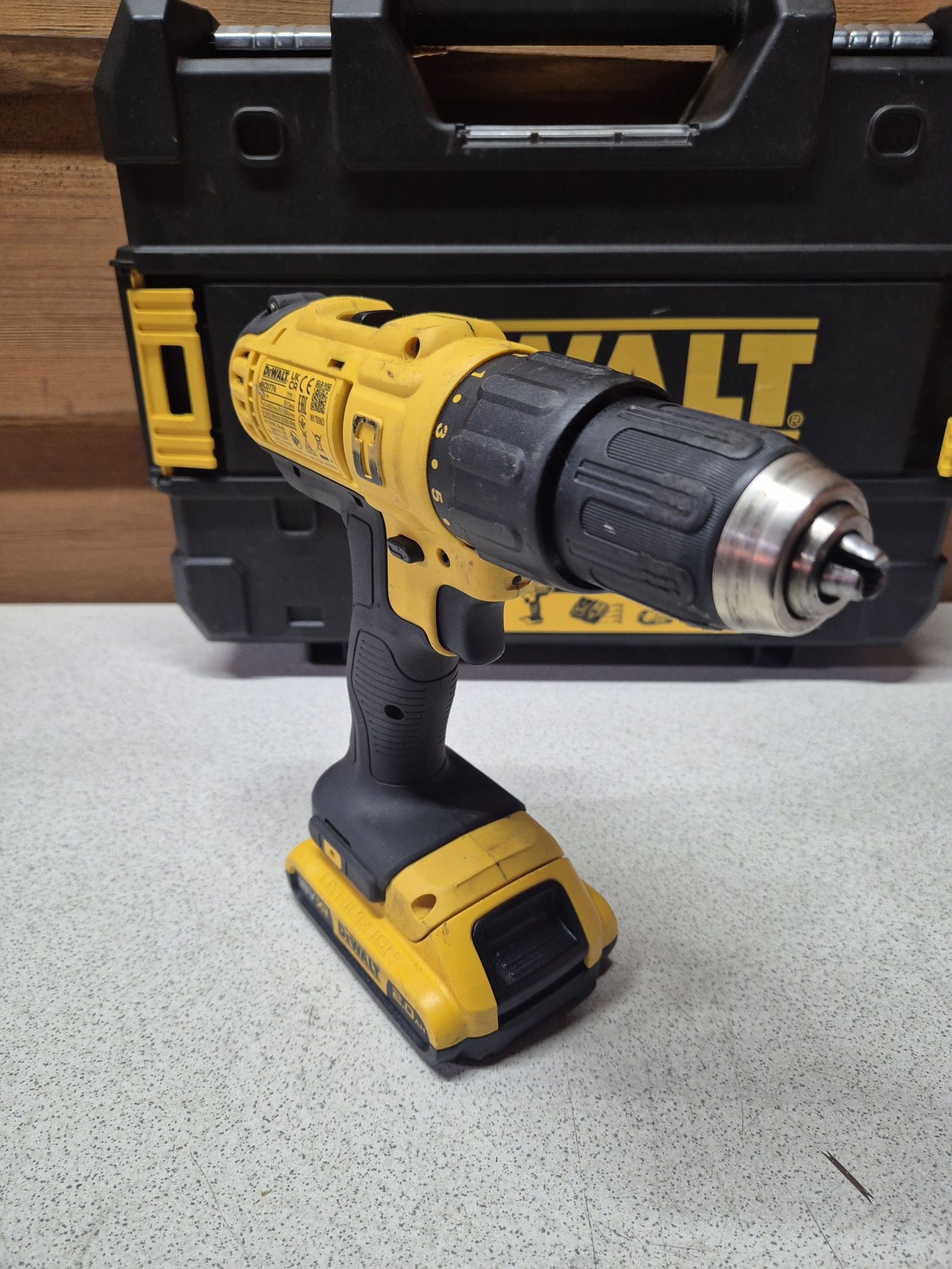 DeWalt Wkrętarka Udarowa +Aku+ Walizka