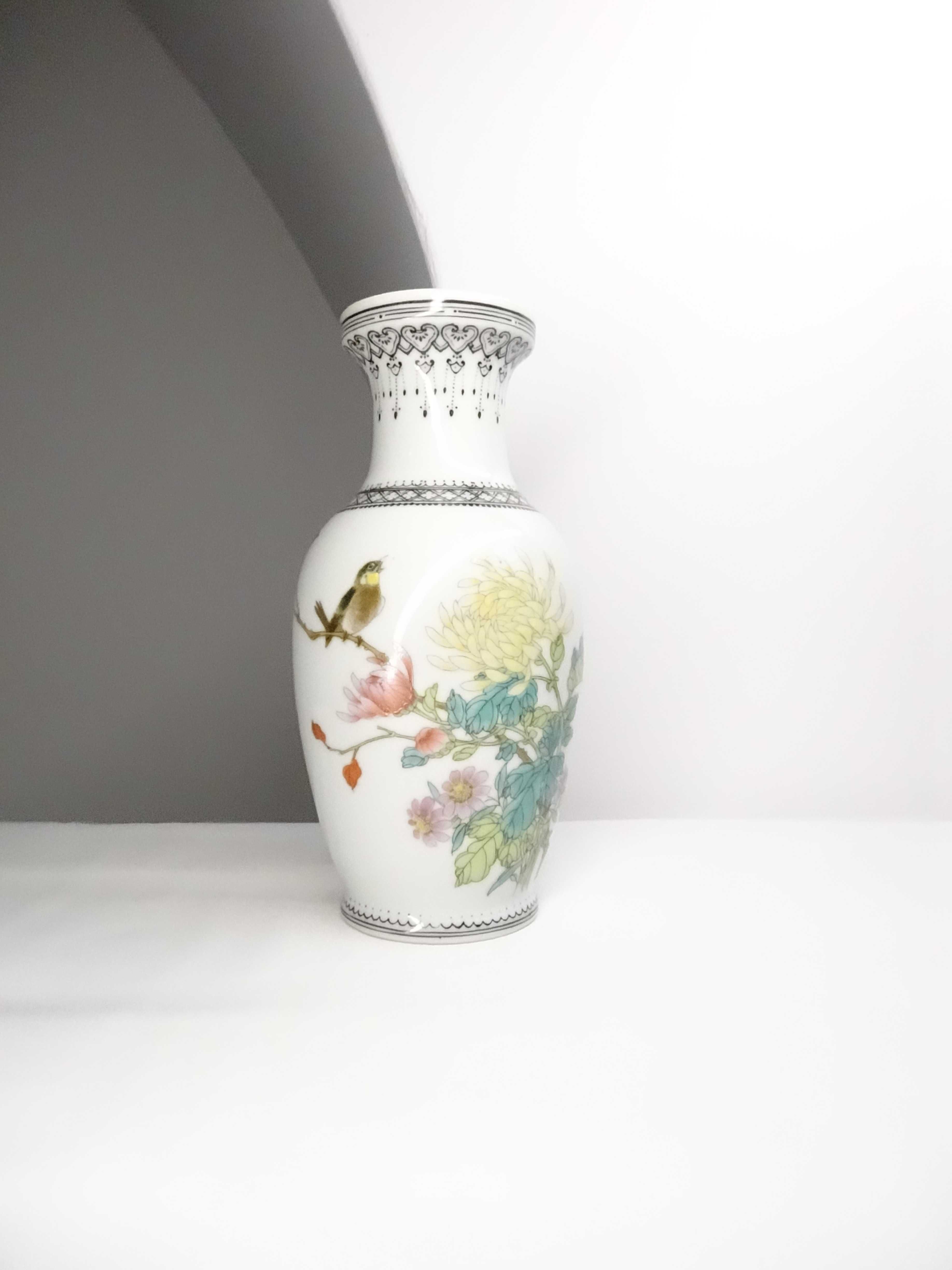 Porcelanowy wazon Chiński
