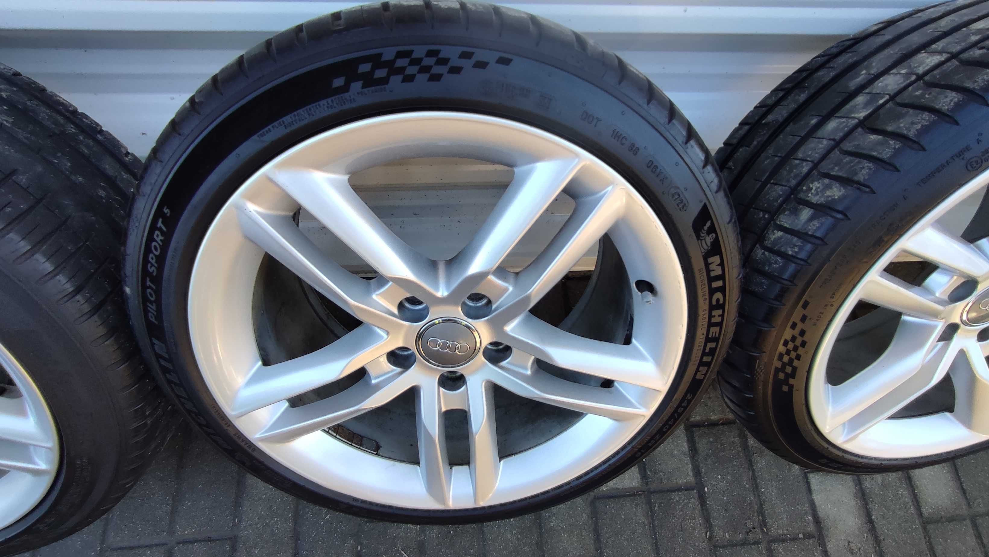 18/9J AUDI S4 A6 C6 C7 SEAT GOLF B7 A4 TT B6 Michelin 245/40R18 S-Line