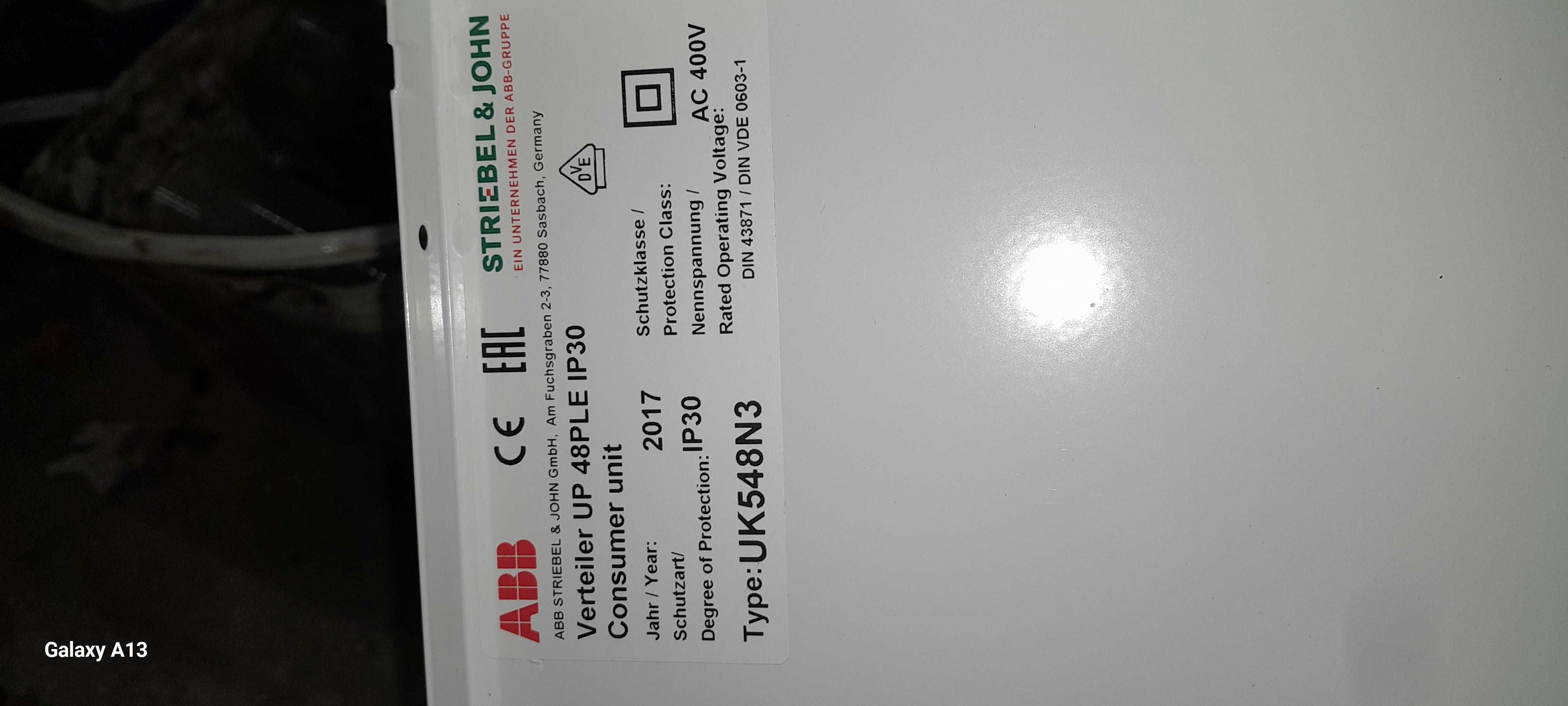 Quadro iletrico de imbutir
