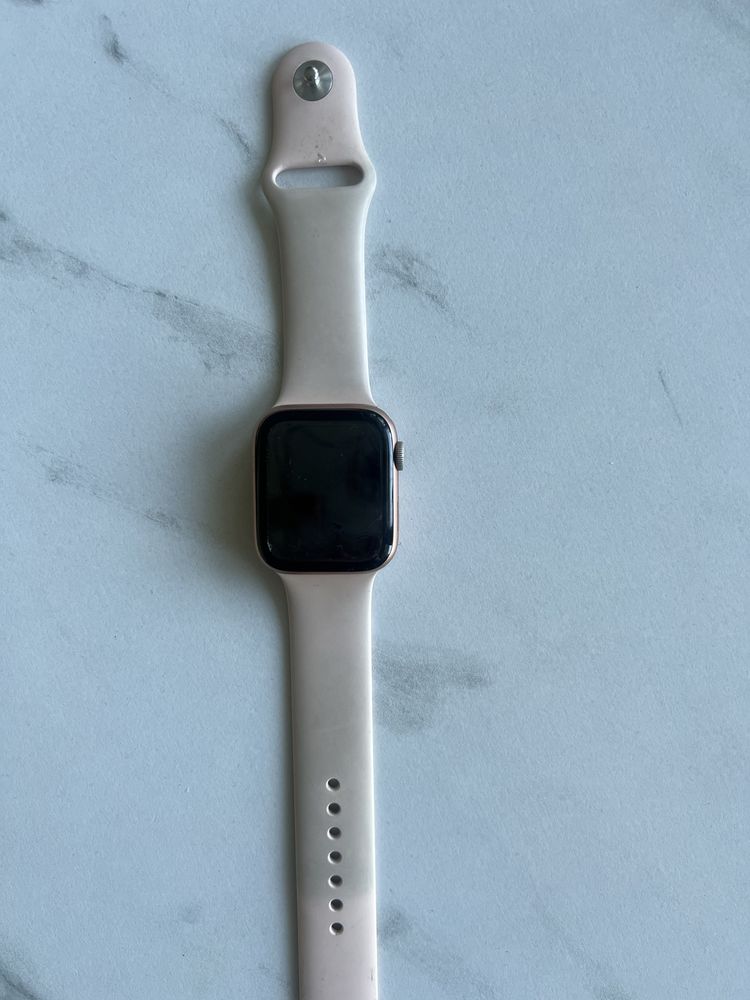 Apple Watch 5 44mm złoty do wymiany wyswietlacz