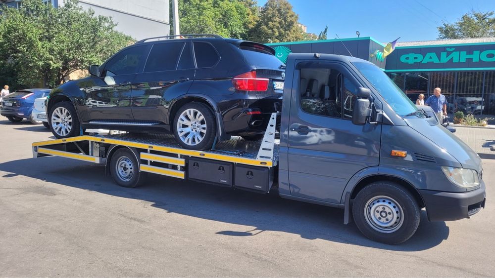 Евакуатор, Эвакуатор 24/7 швидка подача Услуги автовоза Лафет