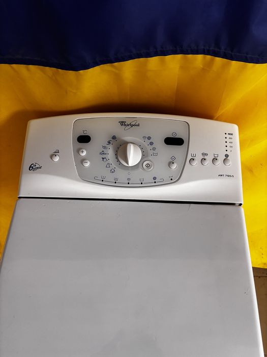 Стиральная машина Whirlpool AWT7125/S
