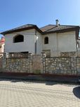 Будинок в 10 хв від Центру