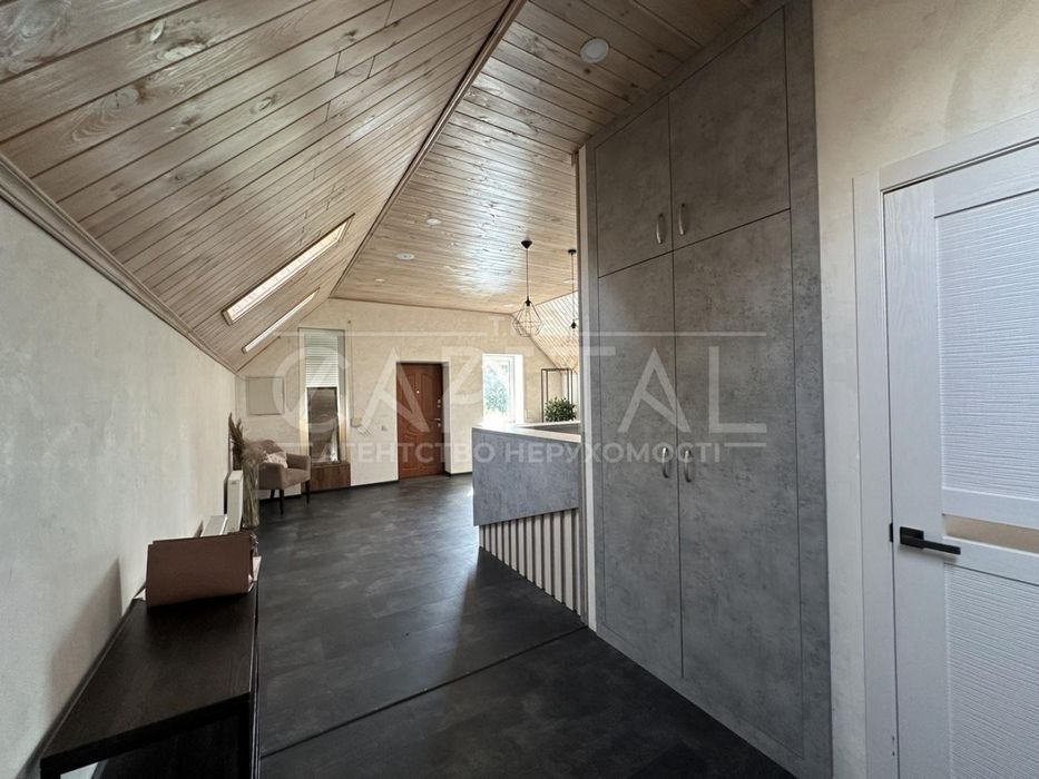 Продаж офісу, вул. Прирічна, Оболонь, Київ