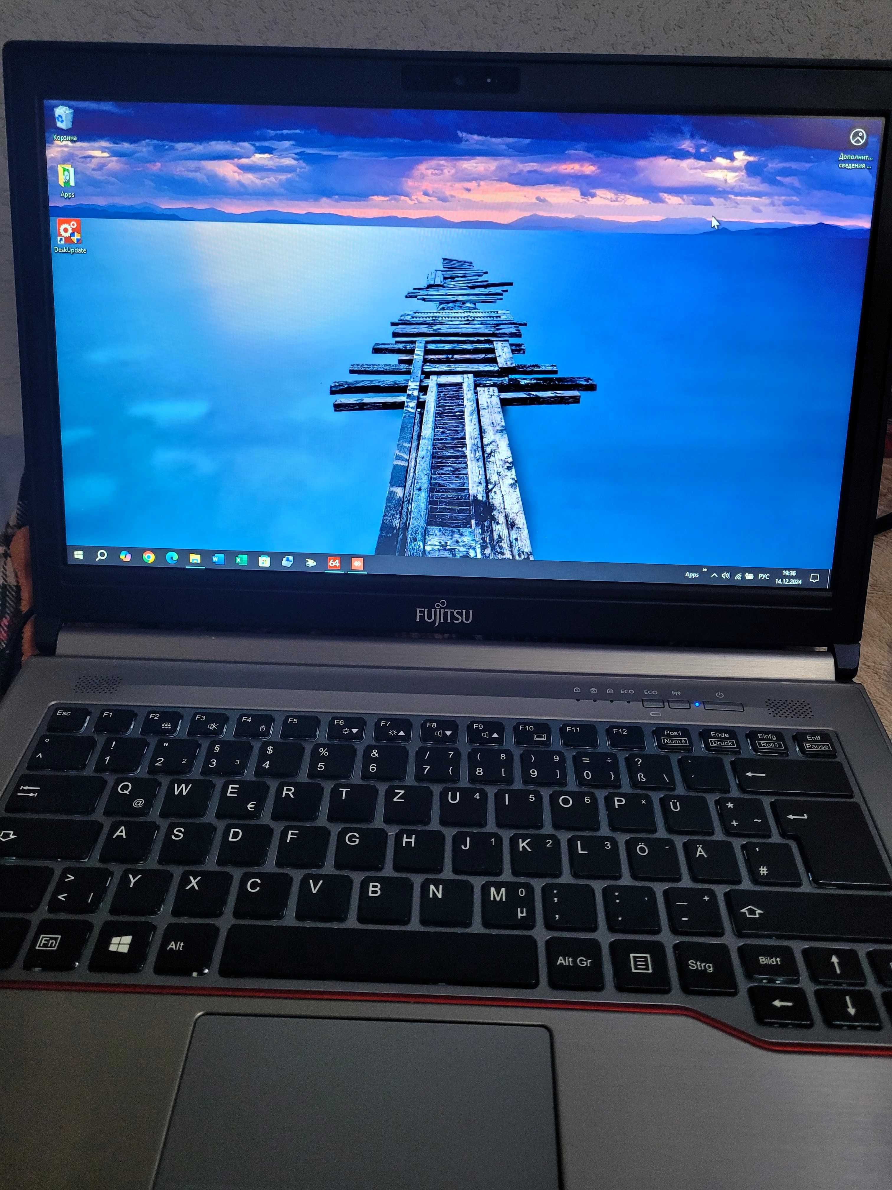 Ноутбук Fujitsu E744 14" i5-4300m/8 Gb/SSD 240