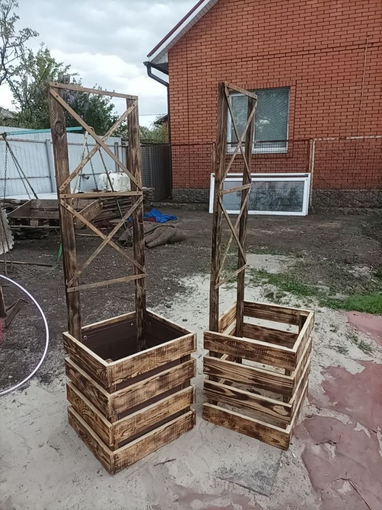 Изготовка деревянных клумб