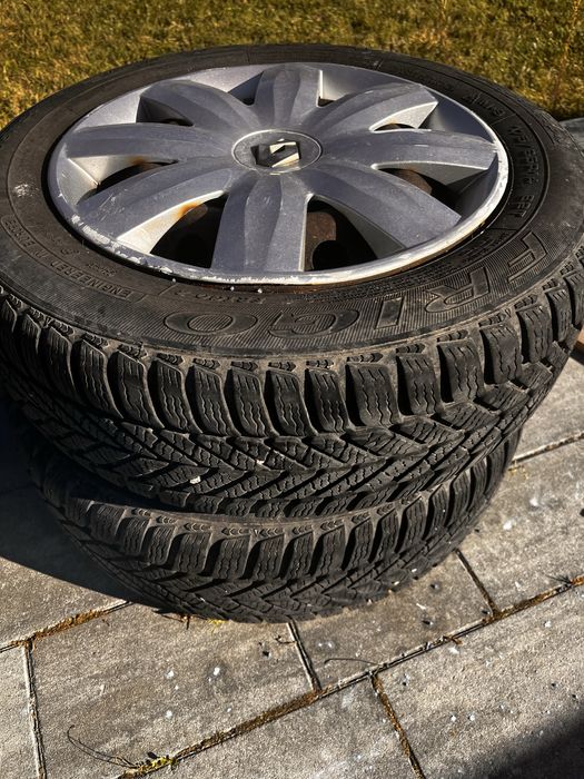 Opony Debica Frigo + felgi stalowe 175/65 r14